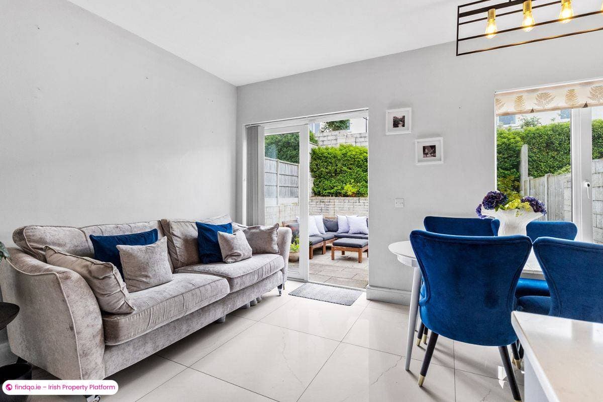 Semi-detached house for Sale in Glanmire, Cork, T45 X471