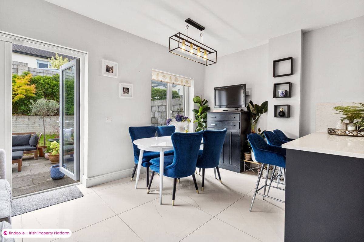 Semi-detached house for Sale in Glanmire, Cork, T45 X471