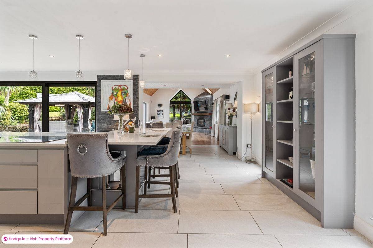 Detached house for Sale in Glanmire, Cork, T45 X710