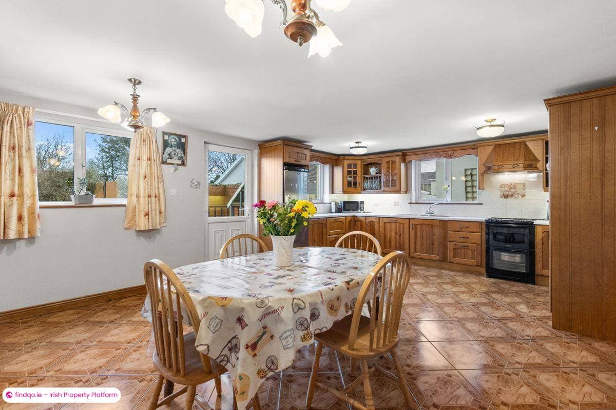 Terraced house for Sale in Watergrasshill, Cork, T56 HY18