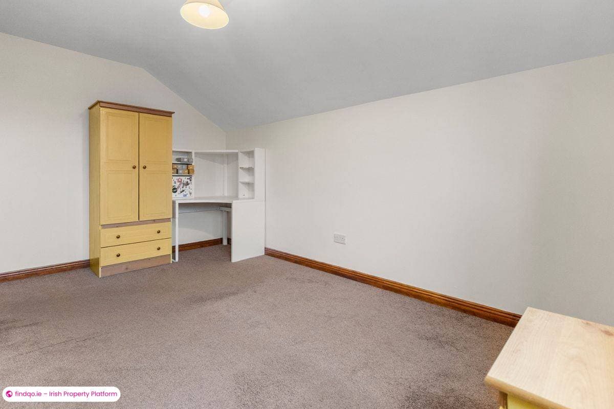 Terraced house for Sale in Watergrasshill, Cork, T56 HY18