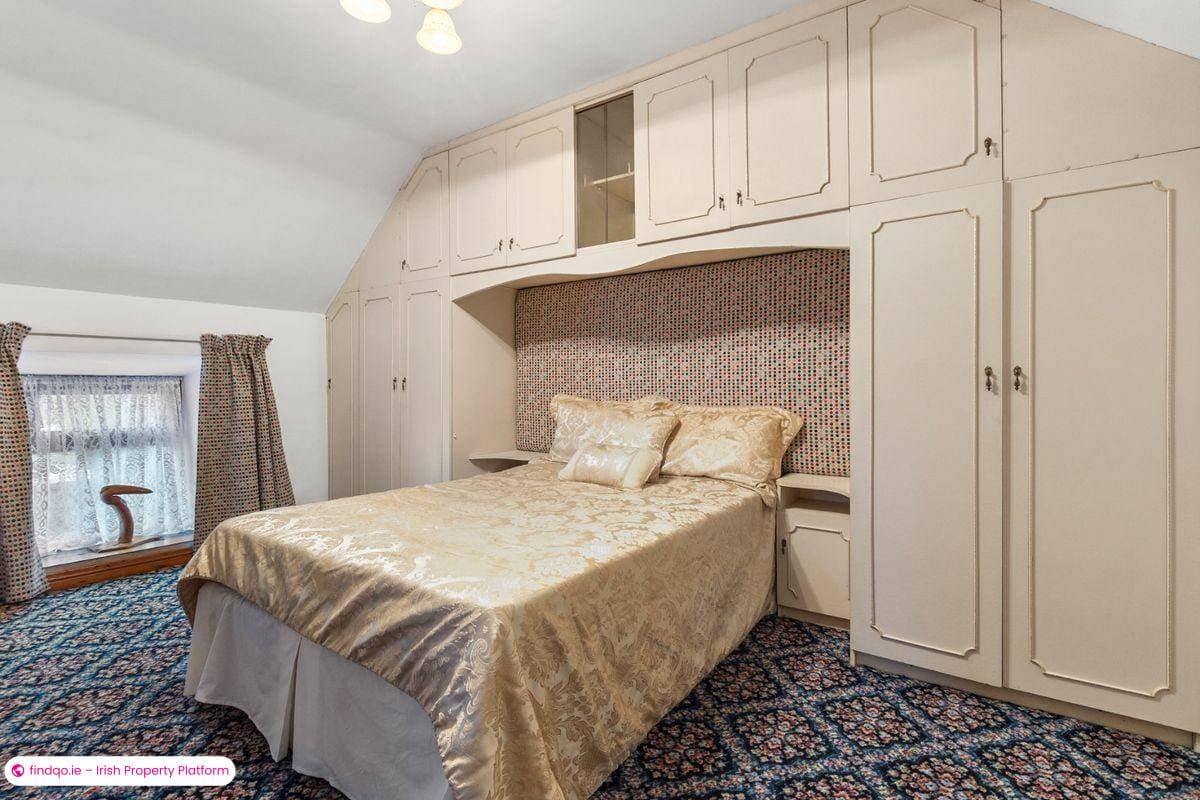 Terraced house for Sale in Watergrasshill, Cork, T56 HY18