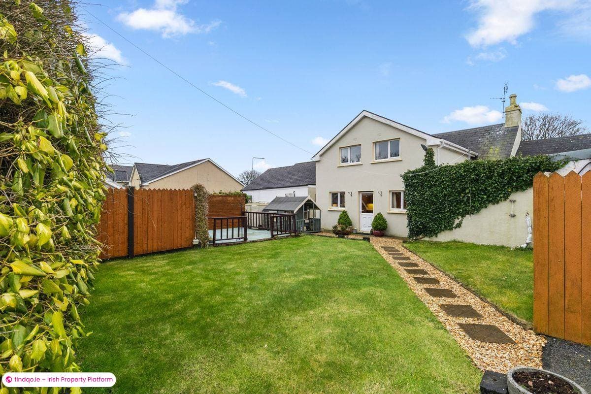 Terraced house for Sale in Watergrasshill, Cork, T56 HY18