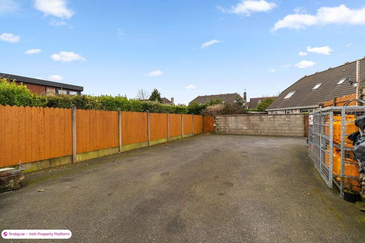 Retail Unit for Sale in Watergrasshill, Cork, T56 HY18