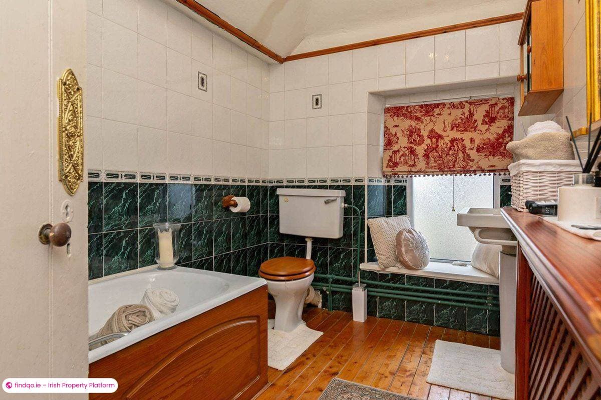 Detached house for Sale in Collooney, Sligo