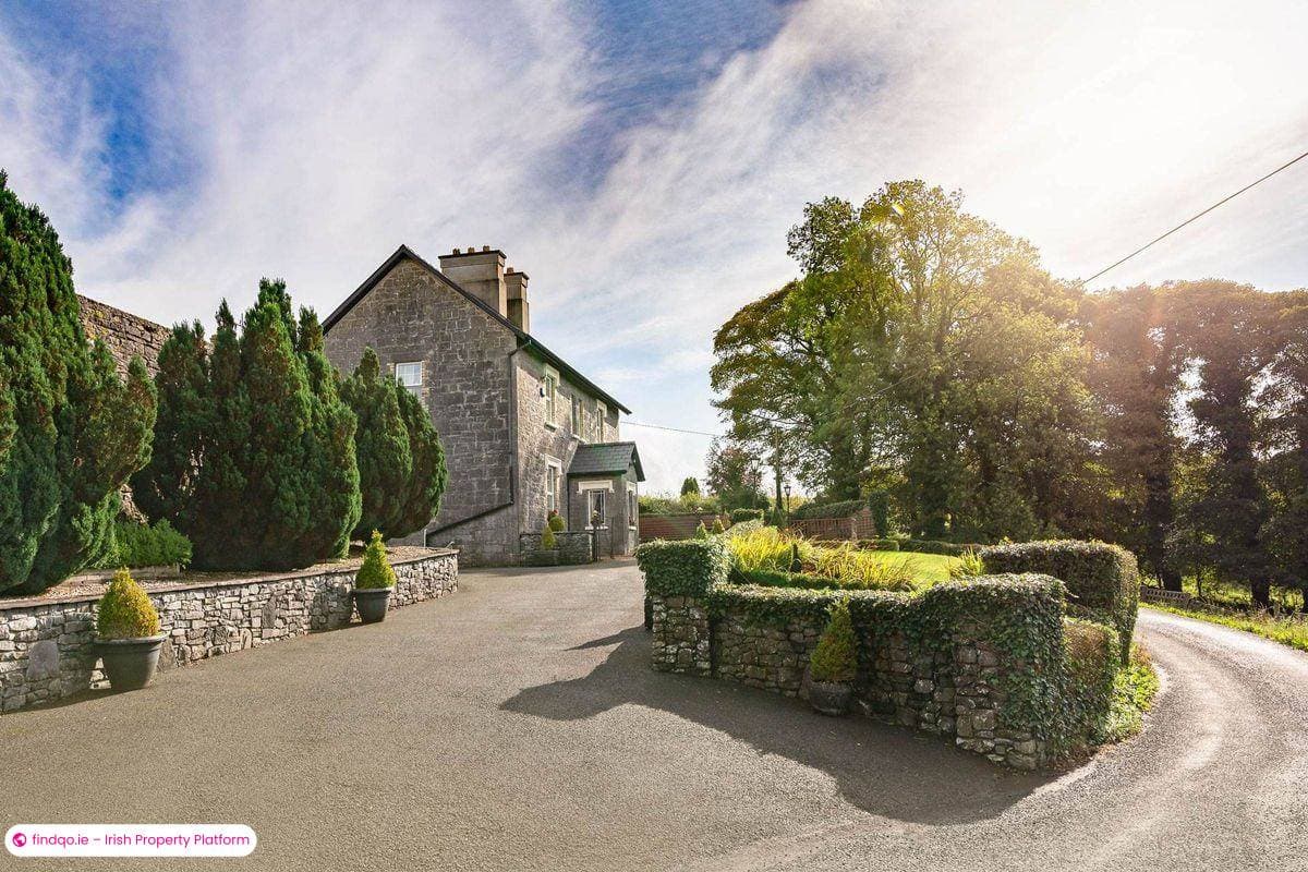 Detached house for Sale in Collooney, Sligo