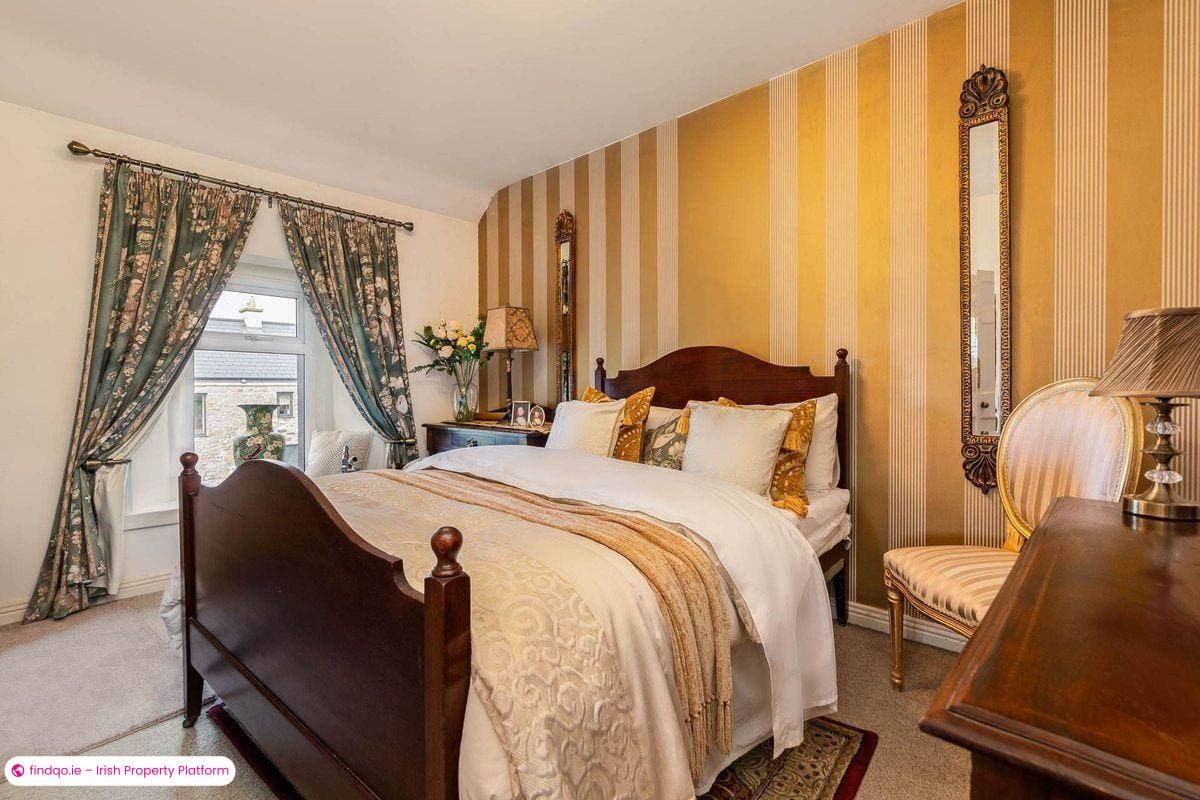 Detached house for Sale in Collooney, Sligo