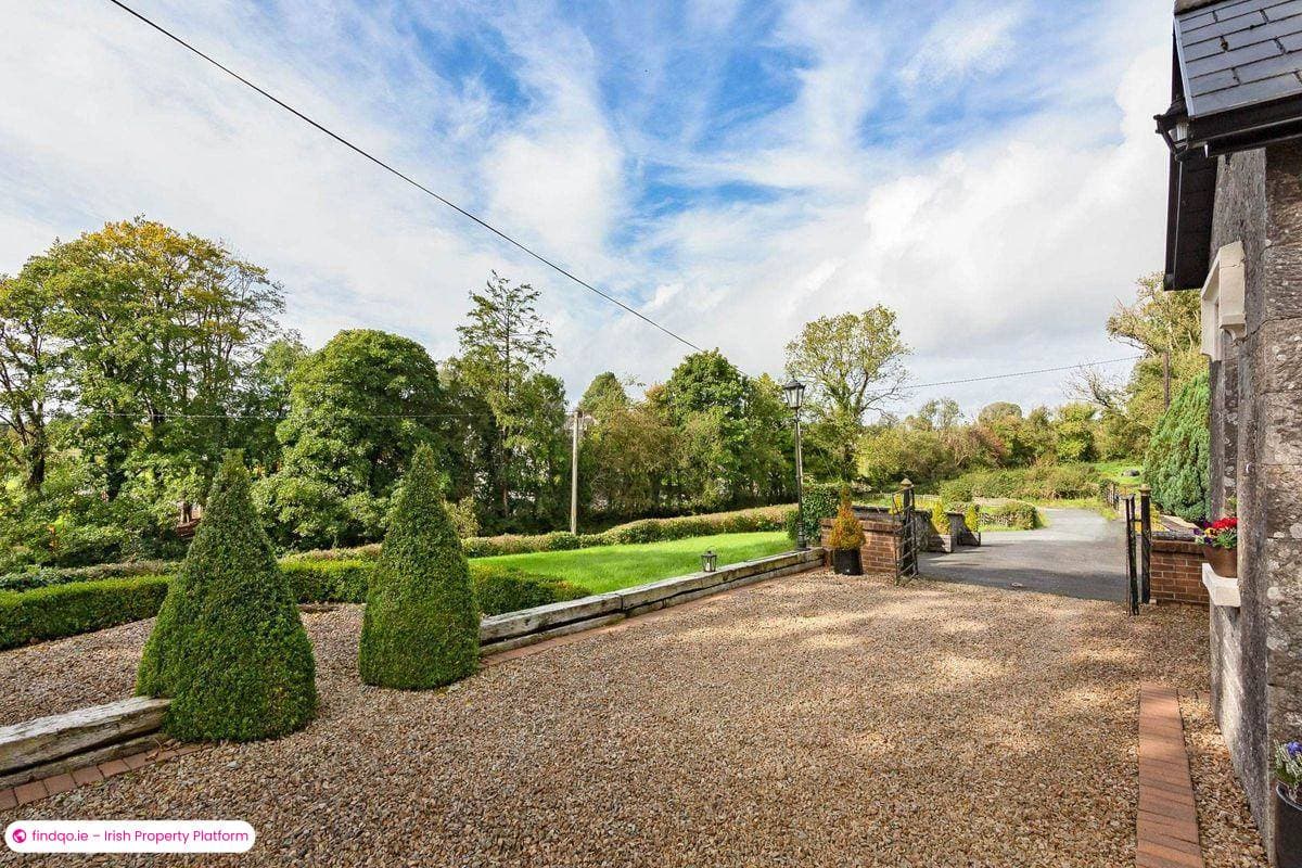 Detached house for Sale in Collooney, Sligo