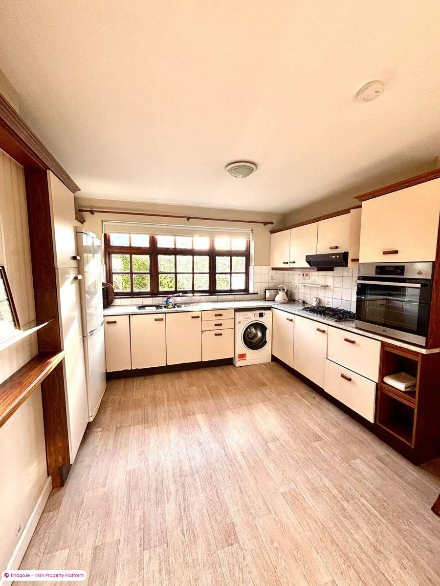 Bungalow for Sale in Castlebar, Mayo