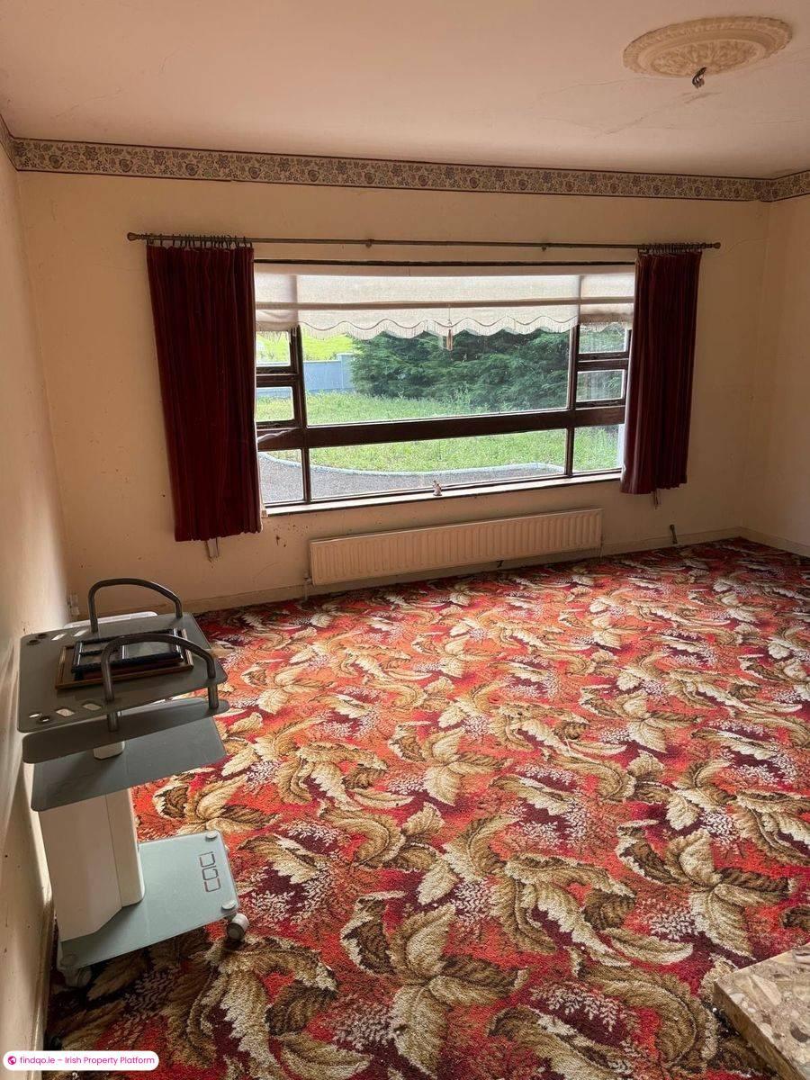 Detached house for Sale in Castlebar, Mayo