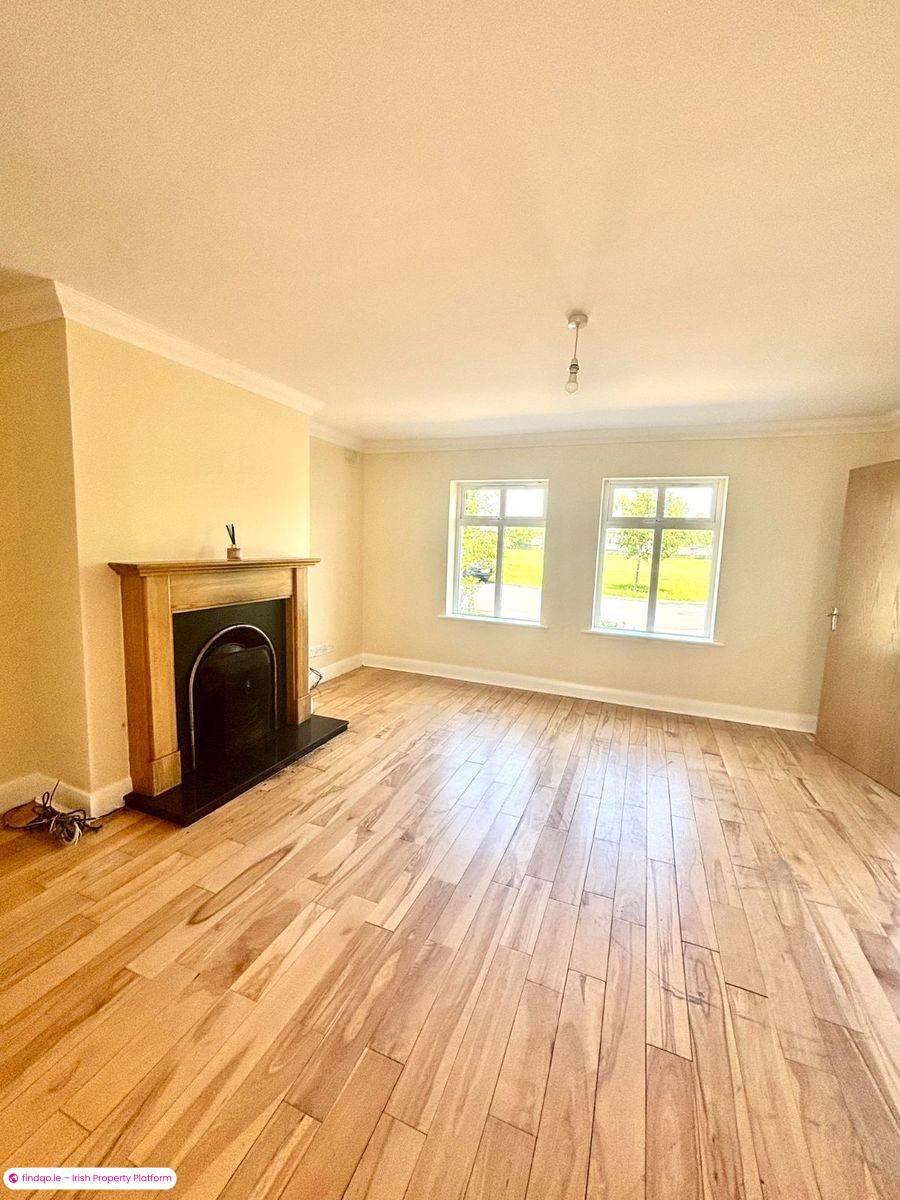 Detached house for Sale in Castlebar, Mayo