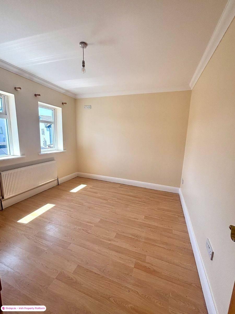 Detached house for Sale in Castlebar, Mayo