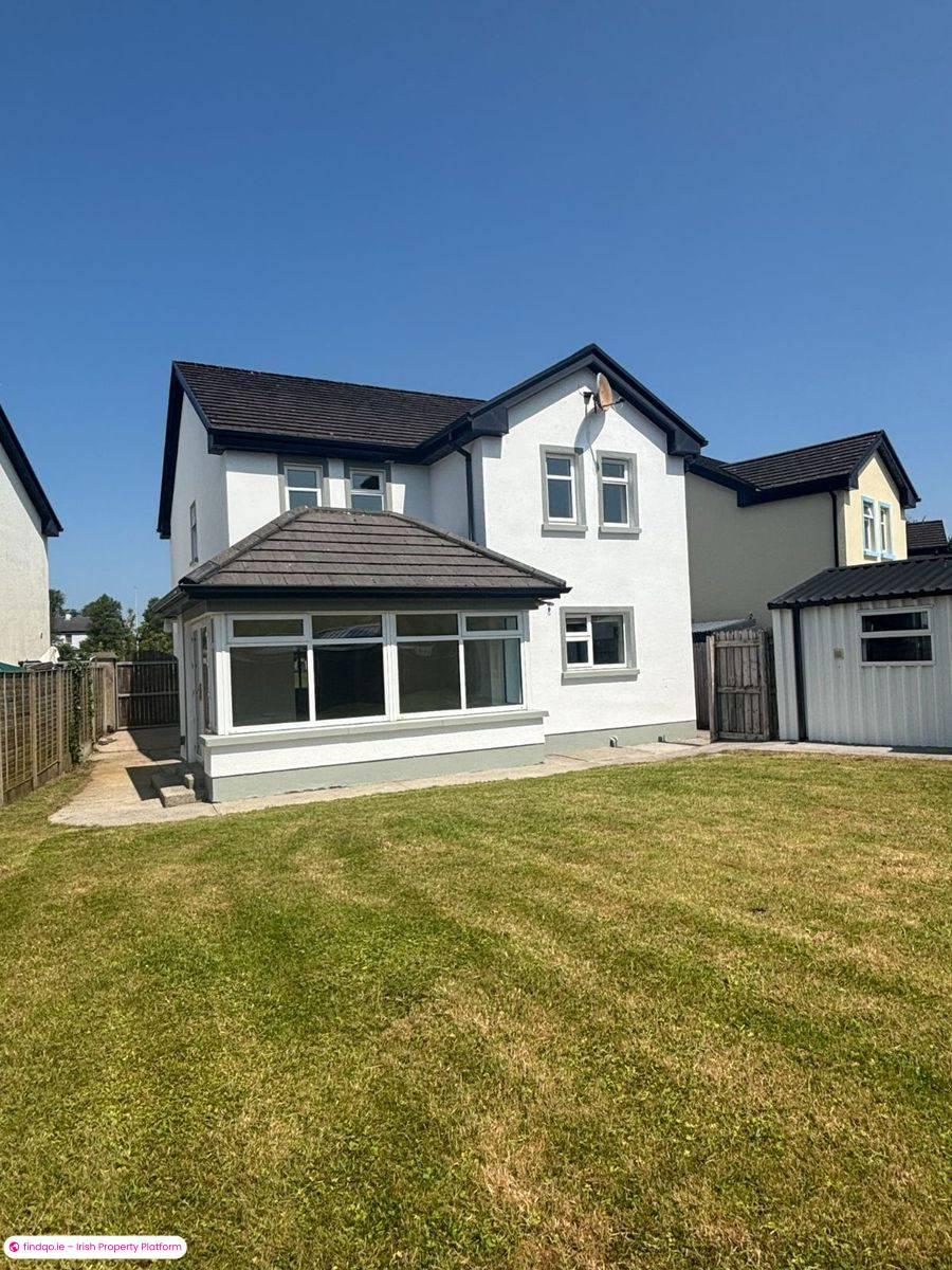 Detached house for Sale in Castlebar, Mayo