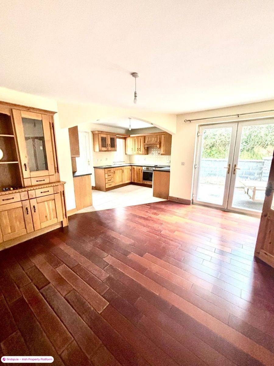 Detached house for Sale in Castlebar, Mayo