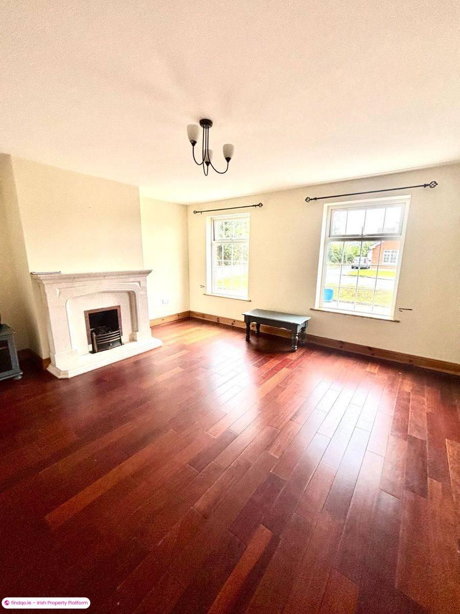 Detached house for Sale in Castlebar, Mayo