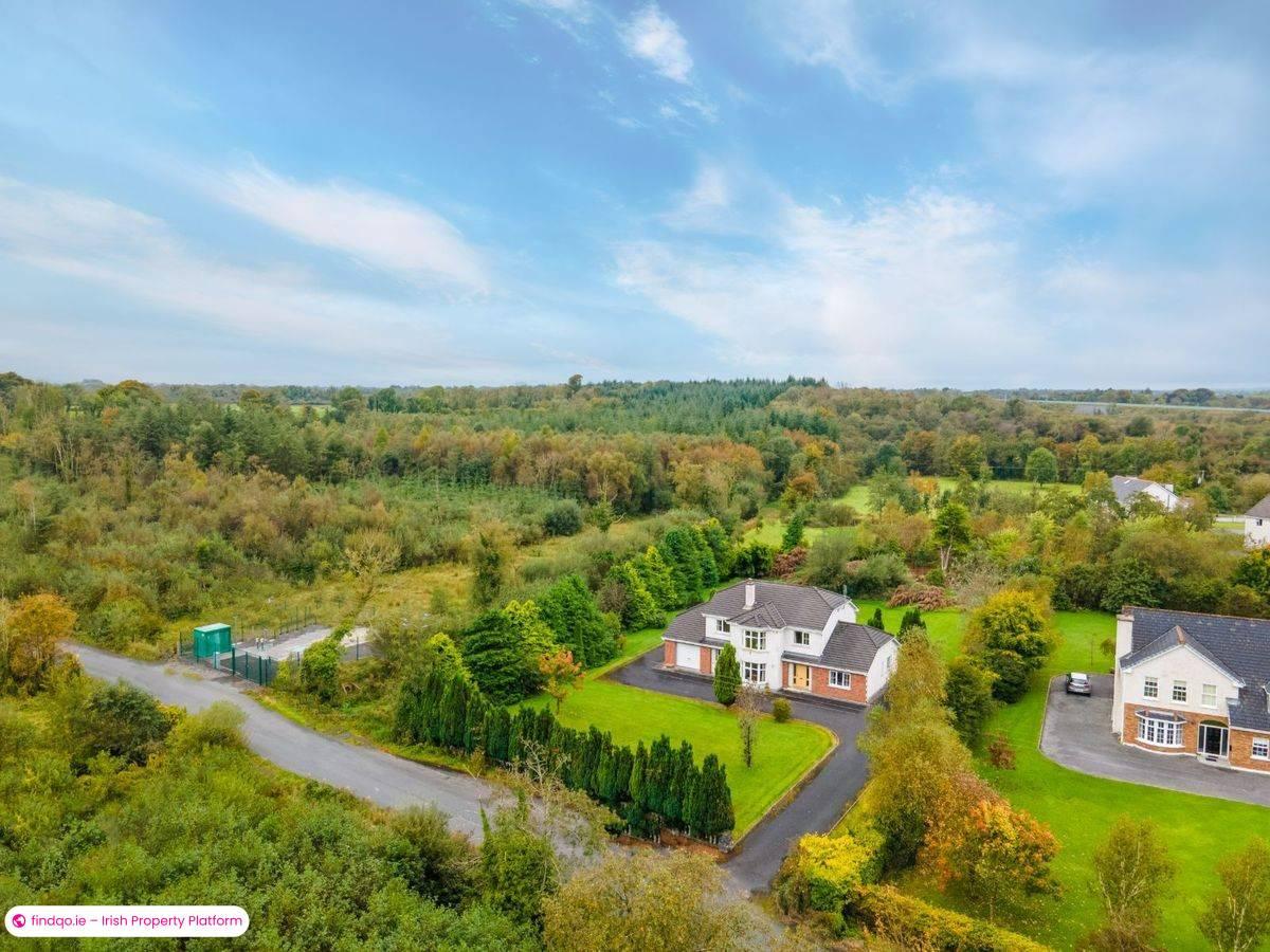 Detached house for Sale in Castlebar, Mayo