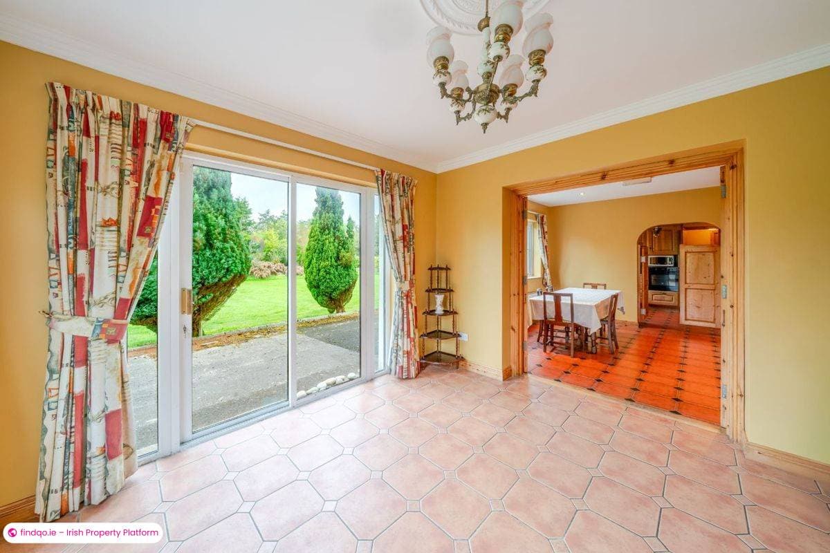 Detached house for Sale in Castlebar, Mayo