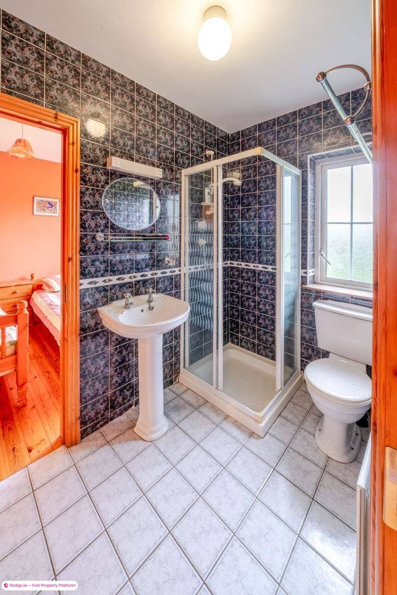 Detached house for Sale in Castlebar, Mayo