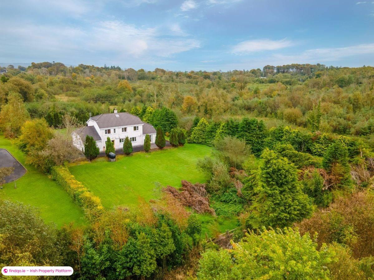 Detached house for Sale in Castlebar, Mayo