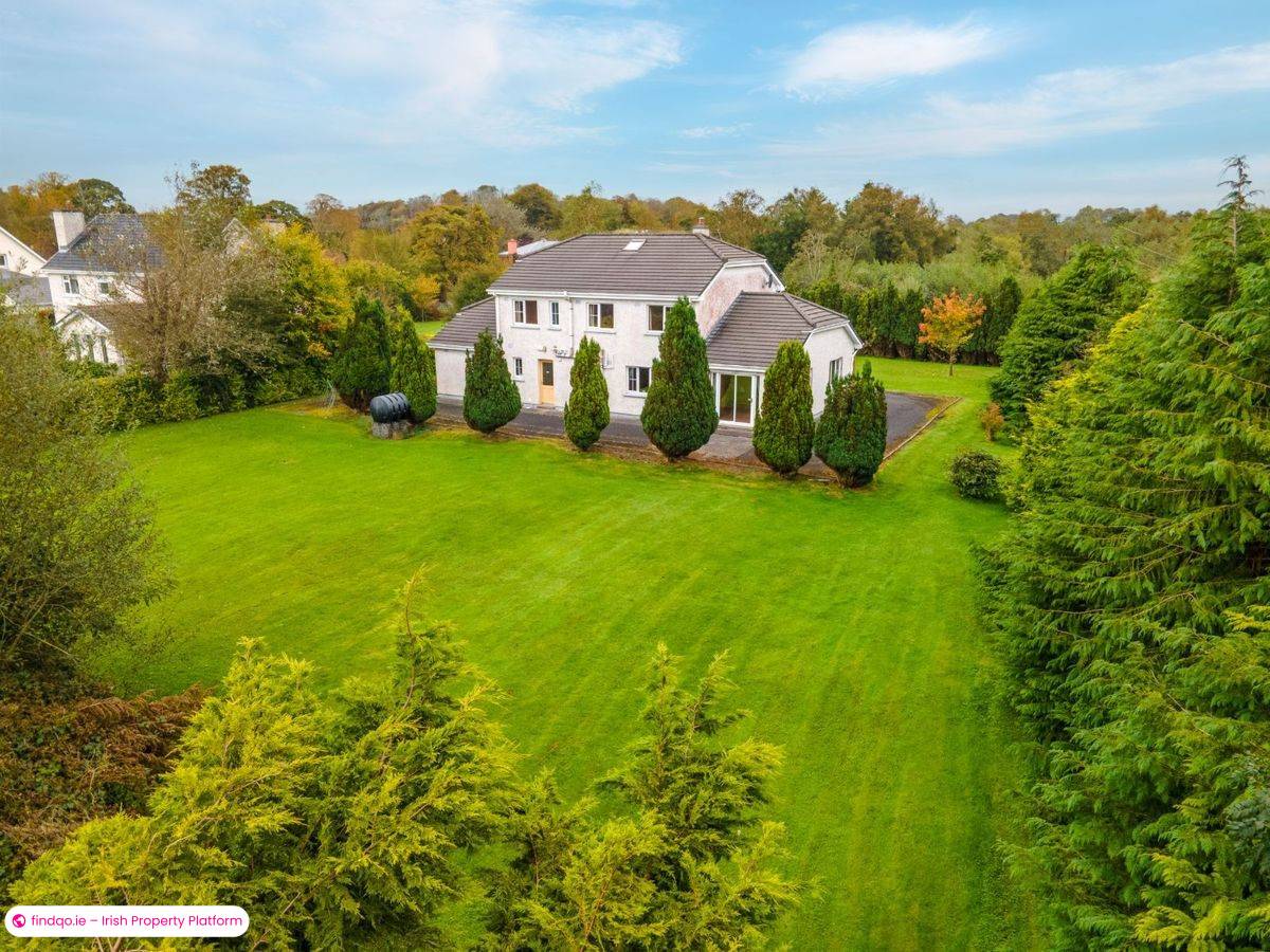 Detached house for Sale in Castlebar, Mayo