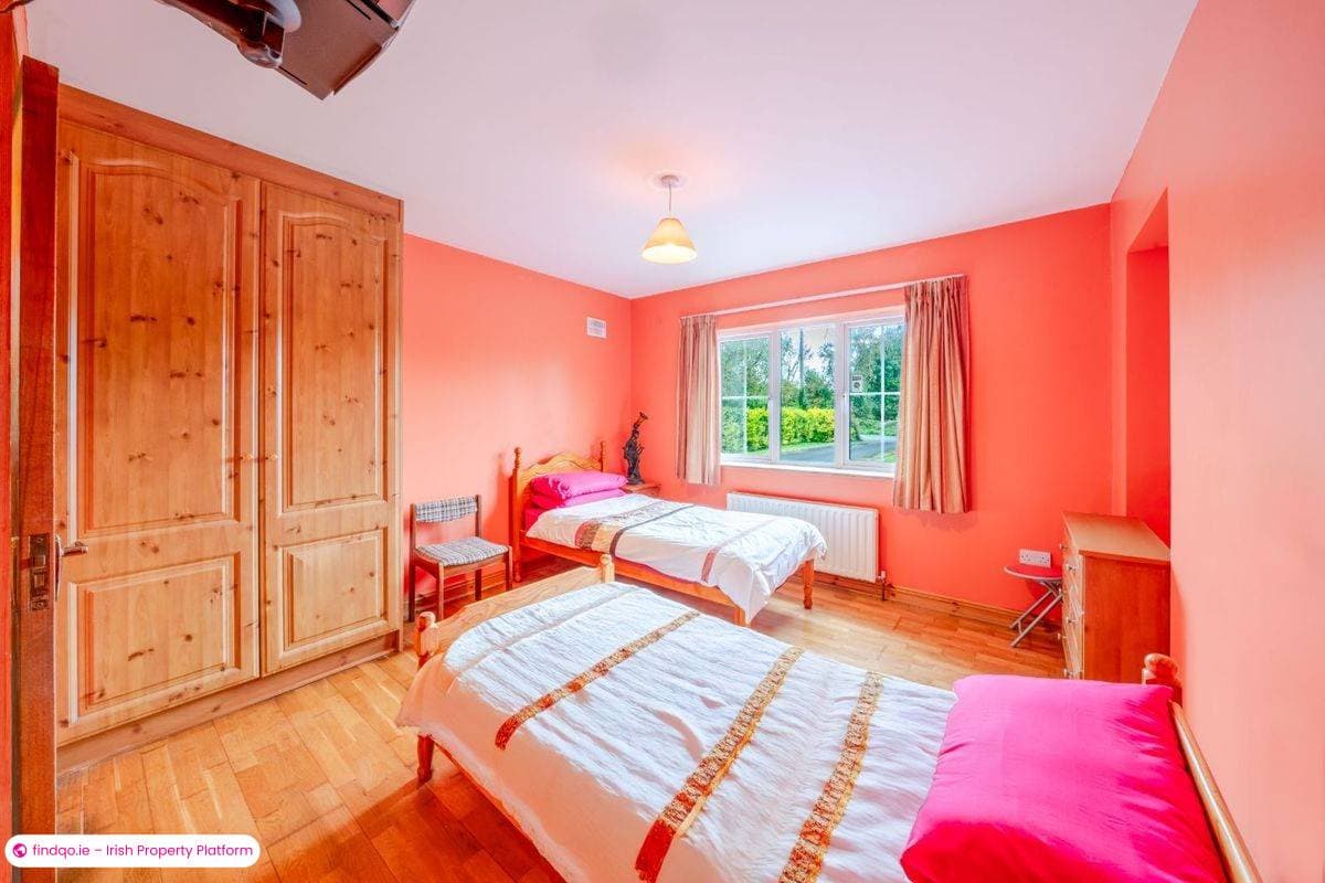 Detached house for Sale in Castlebar, Mayo