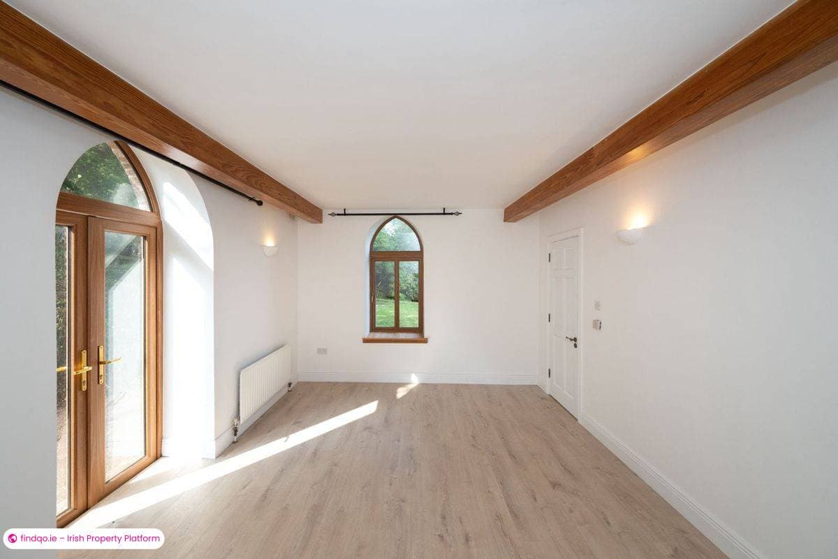 Detached house for Sale in Cobh, Cork