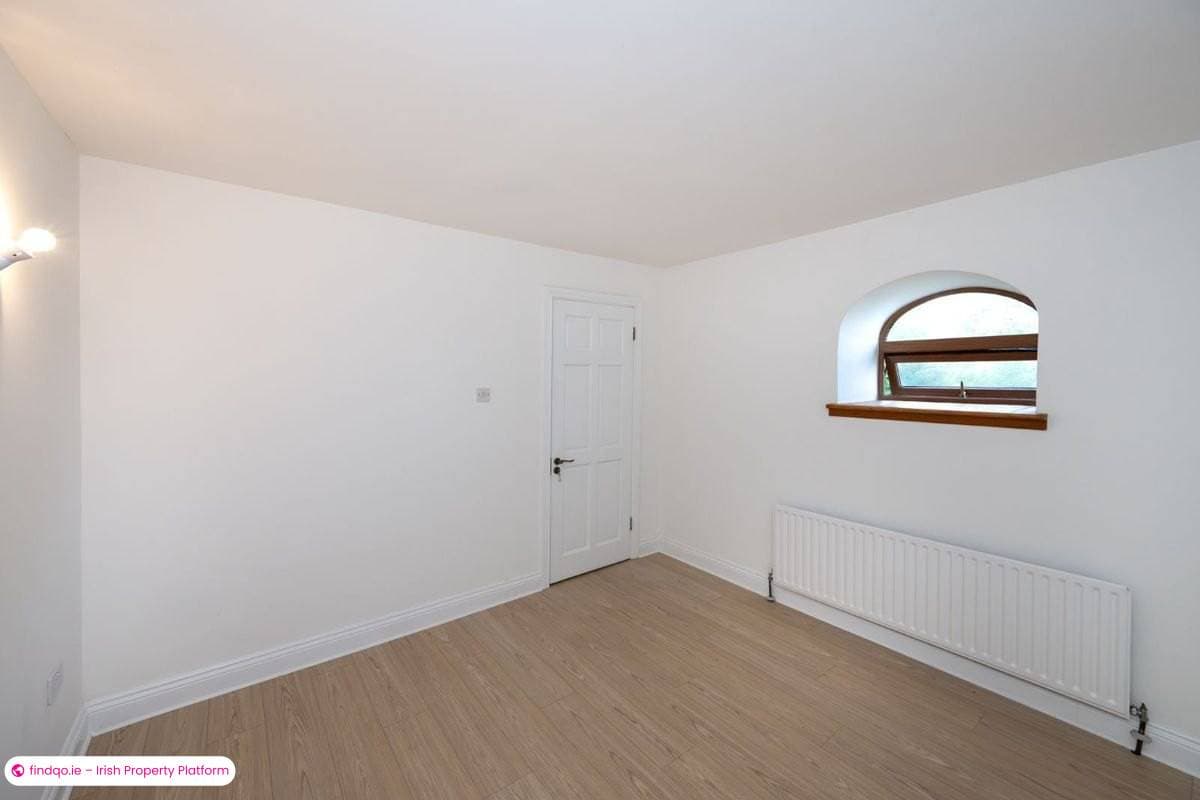 Detached house for Sale in Cobh, Cork