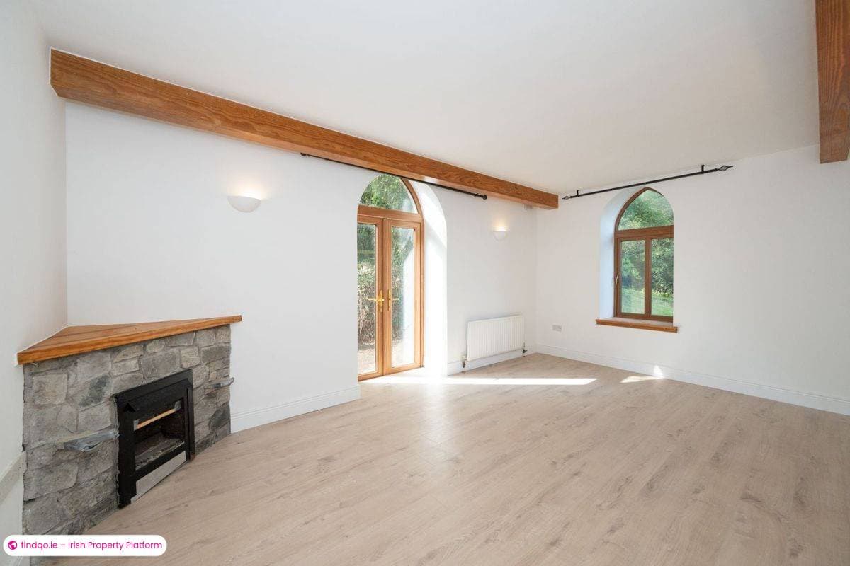 Detached house for Sale in Cobh, Cork