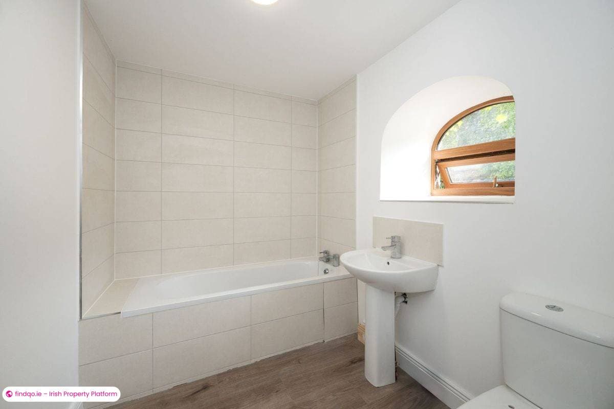 Detached house for Sale in Cobh, Cork