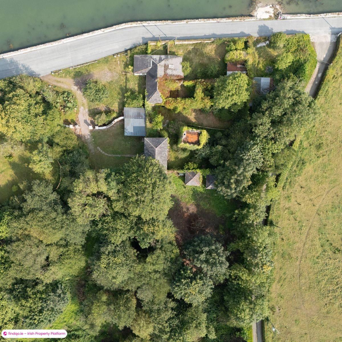 Detached house for Sale in Cobh, Cork