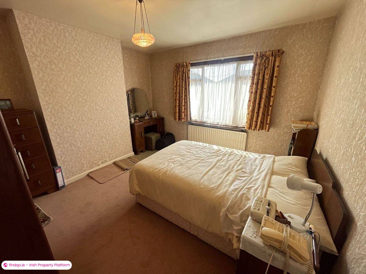 Semi-detached house for Sale in Ballintemple, Cork, T12 X2TK