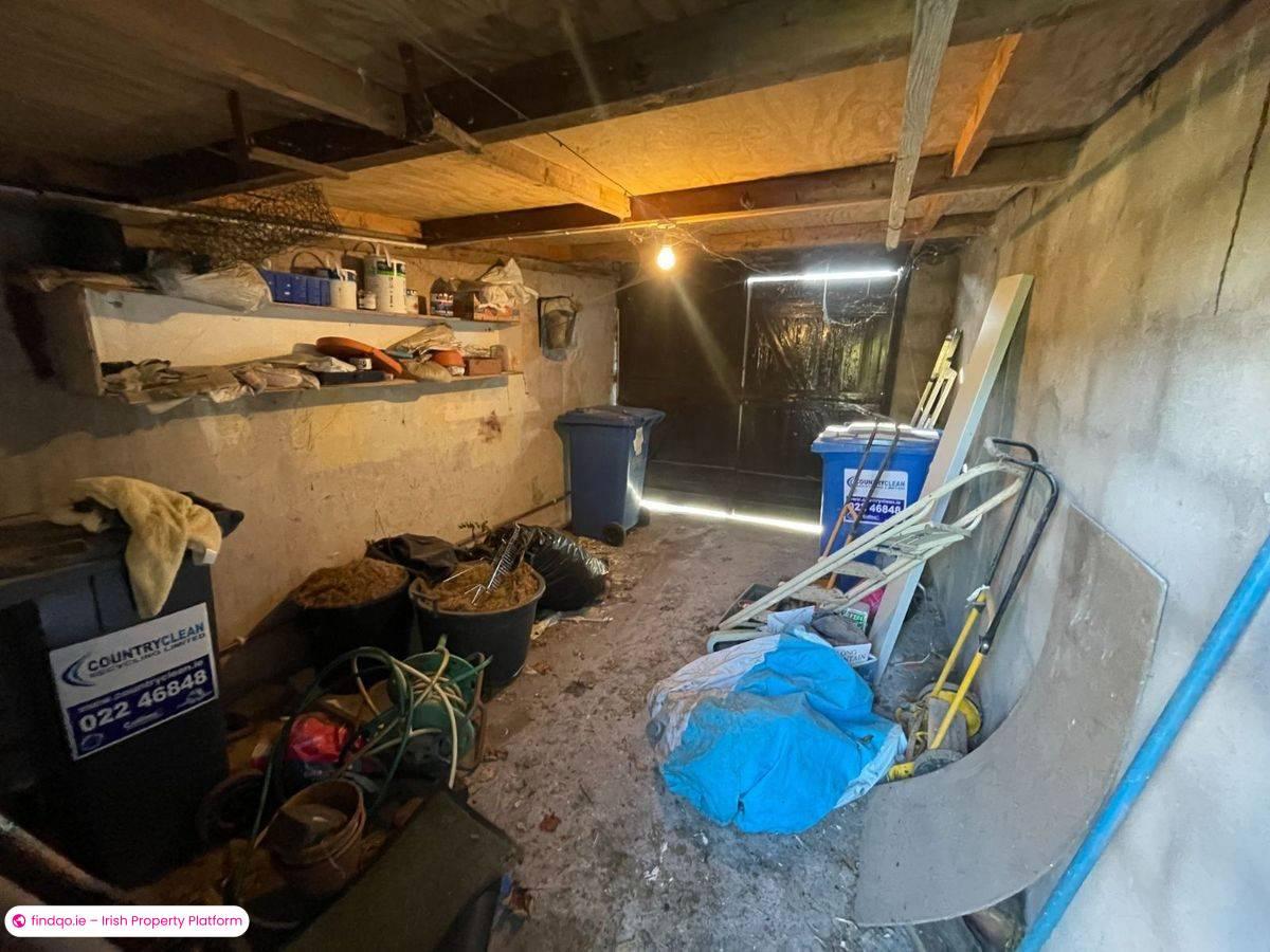 Semi-detached house for Sale in Ballintemple, Cork, T12 X2TK