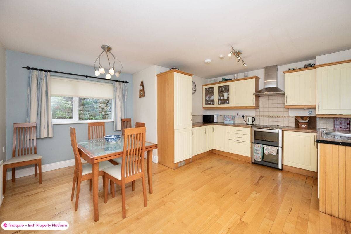 Semi-detached house for Sale in Douglas, Cork, T12 H1WK