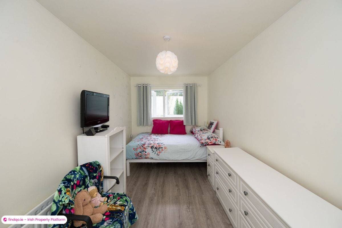 Semi-detached house for Sale in Douglas, Cork, T12 H1WK