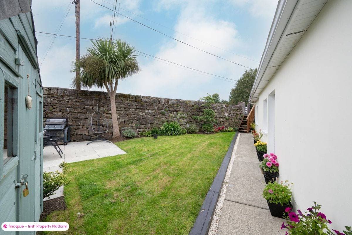 Semi-detached house for Sale in Douglas, Cork, T12 H1WK