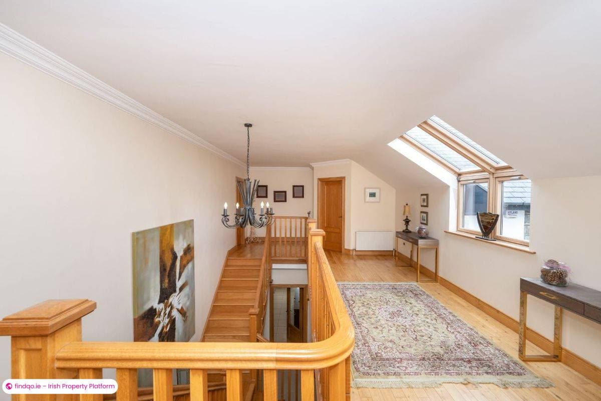 Detached house for Sale in Monkstown, Cork