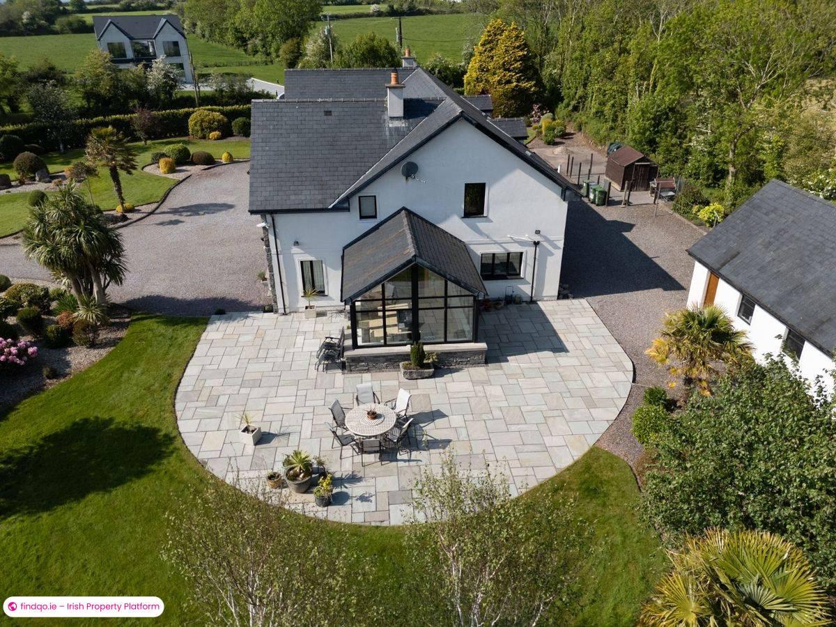 Detached house for Sale in Monkstown, Cork