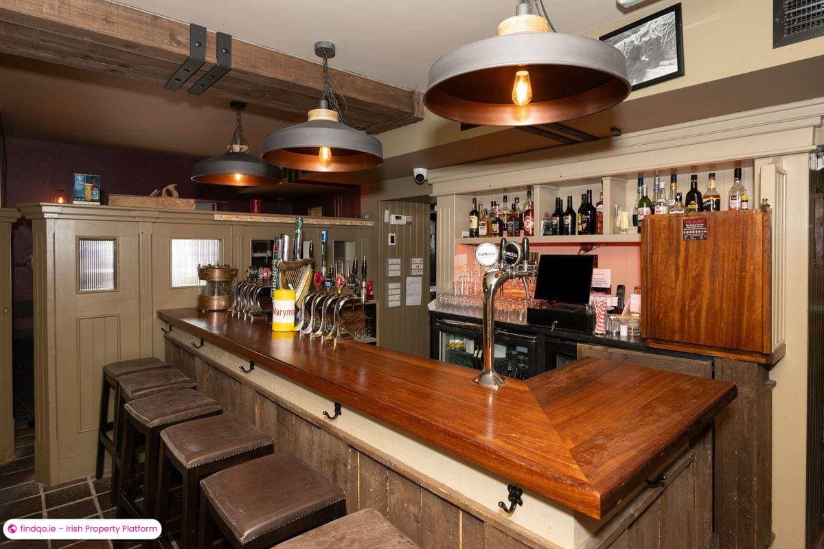 Restaurant / Bar / Hotel for Sale in Bantry, Cork