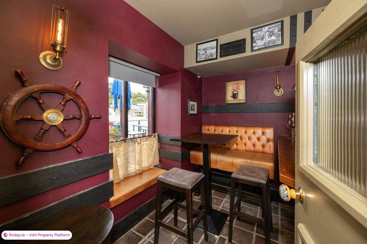 Restaurant / Bar / Hotel for Sale in Bantry, Cork