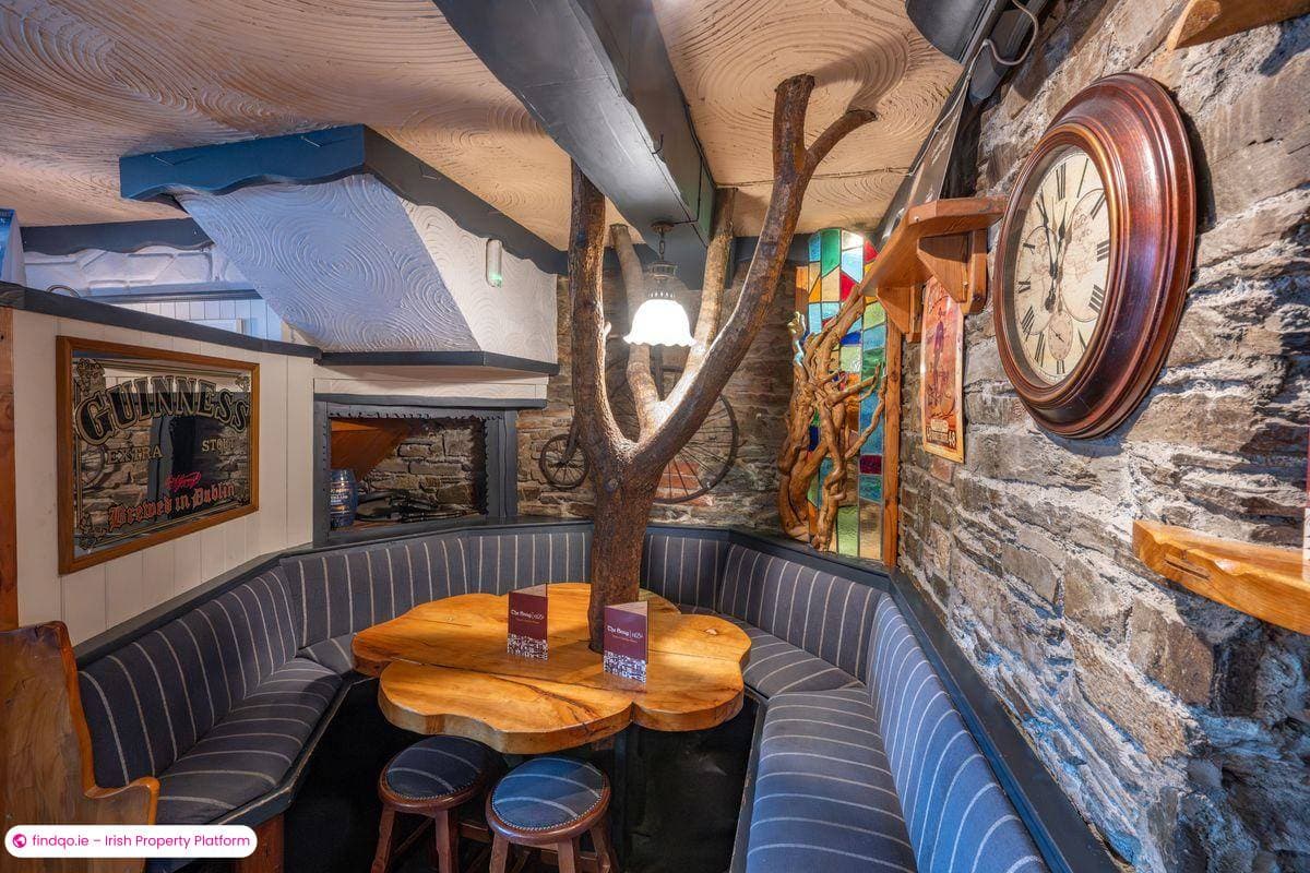 Restaurant / Bar / Hotel for Sale in Bantry, Cork