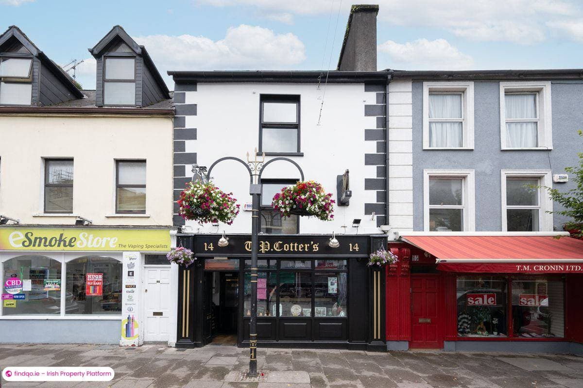 Restaurant / Bar / Hotel for Sale in Macroom, Cork