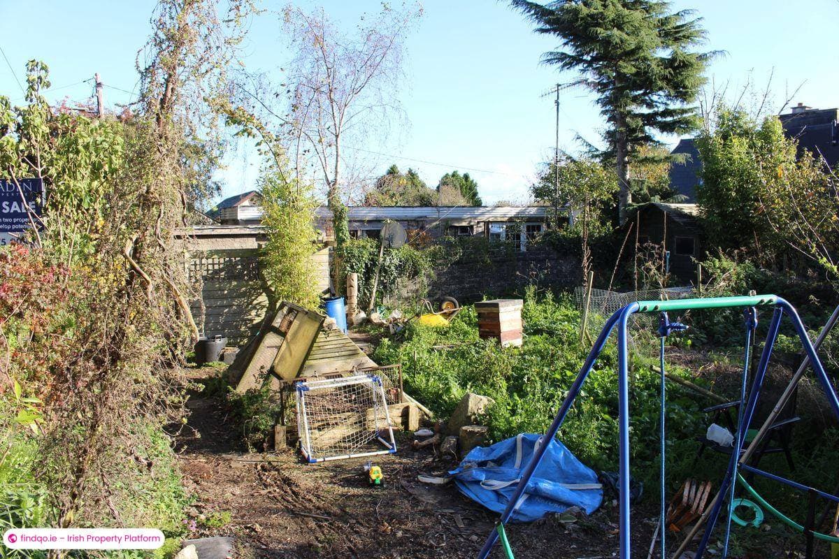 Detached house for Sale in Cabinteely, Dublin 18