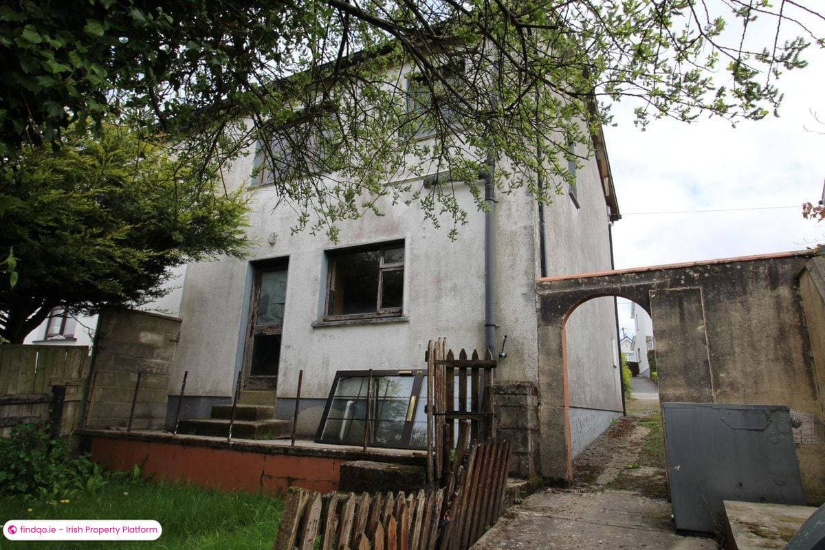 Semi-detached house for Sale in Enniscorthy, Wexford