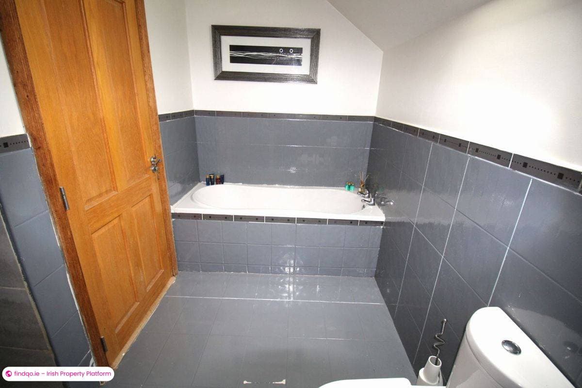 Detached house for Sale in Gorey, Wexford