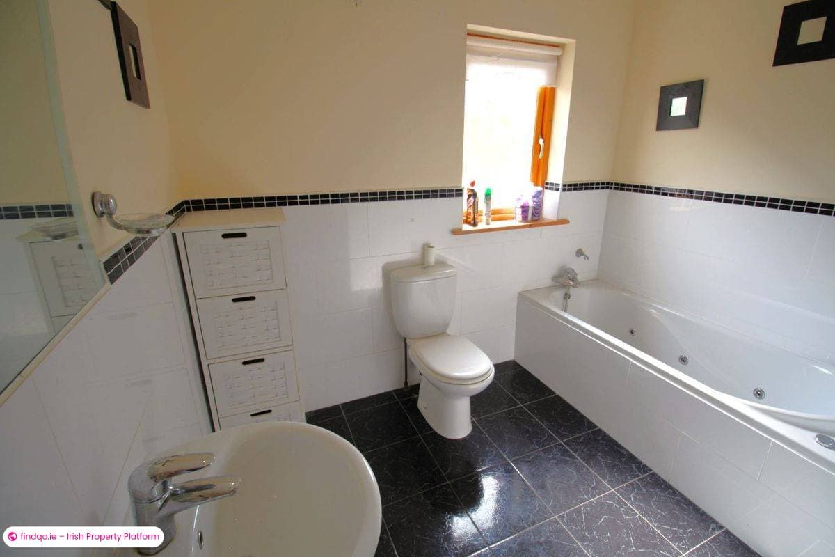 Detached house for Sale in Enniscorthy, Wexford