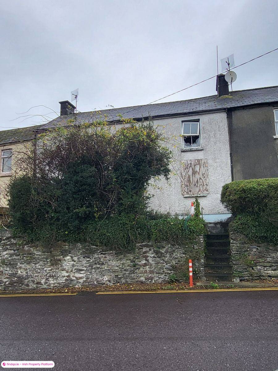 Townhouse for Sale in Bantry, Cork
