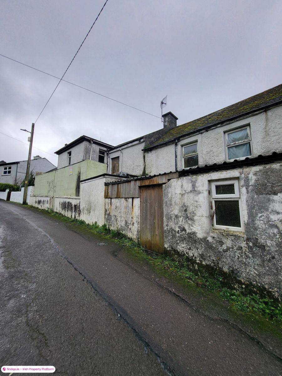Townhouse for Sale in Bantry, Cork