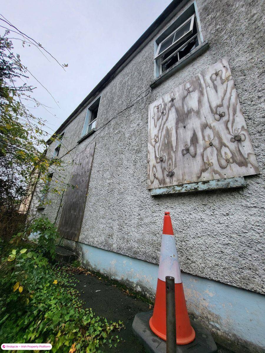 Townhouse for Sale in Bantry, Cork