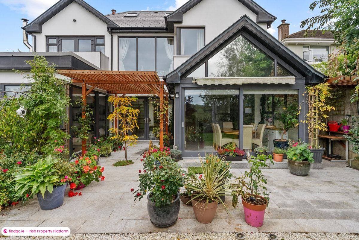 Detached house for Sale in Glanmire, Cork, T45 FD34