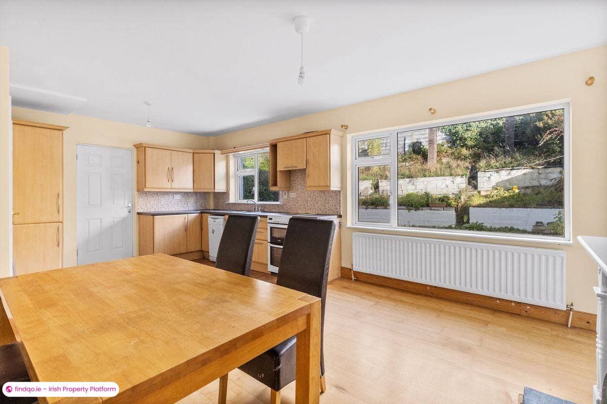 Semi-detached house for Sale in Glanmire, Cork, T45 DX85
